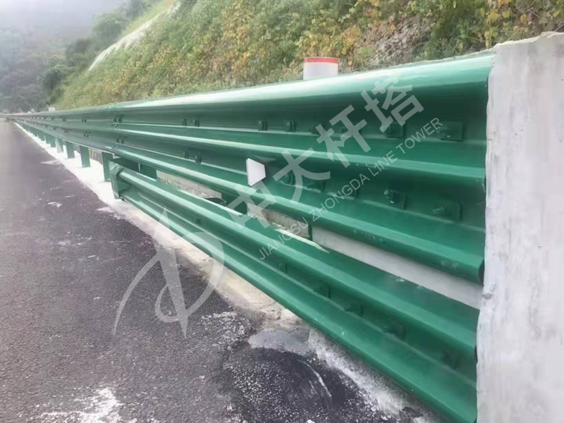 护栏板